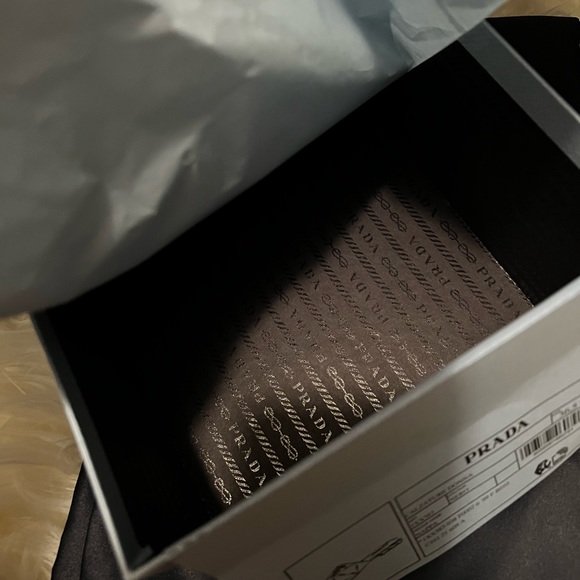 Authentic Prada quilted lambskin nappa leather flat sandals mules black 6.5 SOLD - Picture 13 of 13